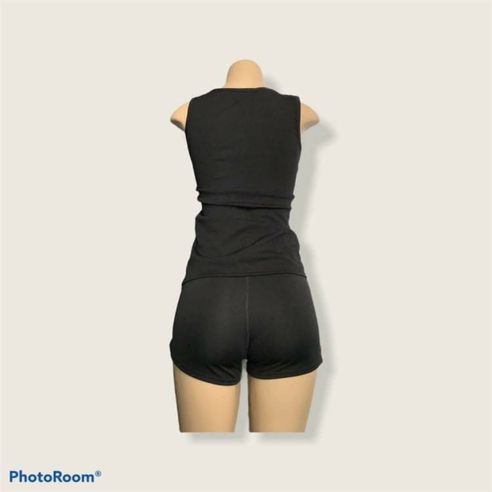 Shorts set - Picture 3 of 3